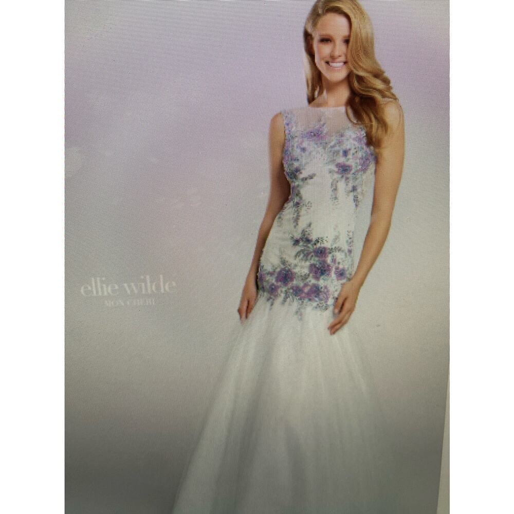 NWOT Ellie Wilde by Mon Cheri EW117018 size 10